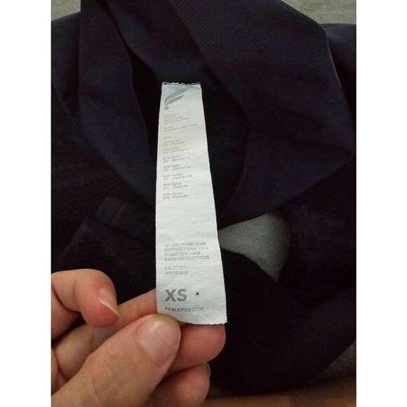 Fabletics Seamless Compression Leggings - Picture 5 of 9